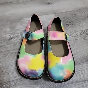 Ingaro Mary Jane Colorful Nurse Shoes Womens size 7 NWOT